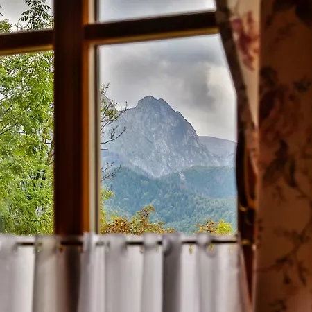 Dom Tomusik Apartmán *