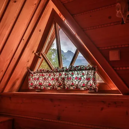 Dom Tomusik Apartmán *